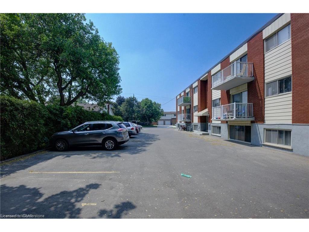 









357


Connaught

Street, 2,
Kitchener,




ON
N2C 1B9

