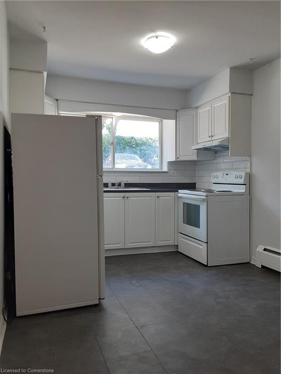 









357


Connaught

Street, 2,
Kitchener,




ON
N2C 1B9

