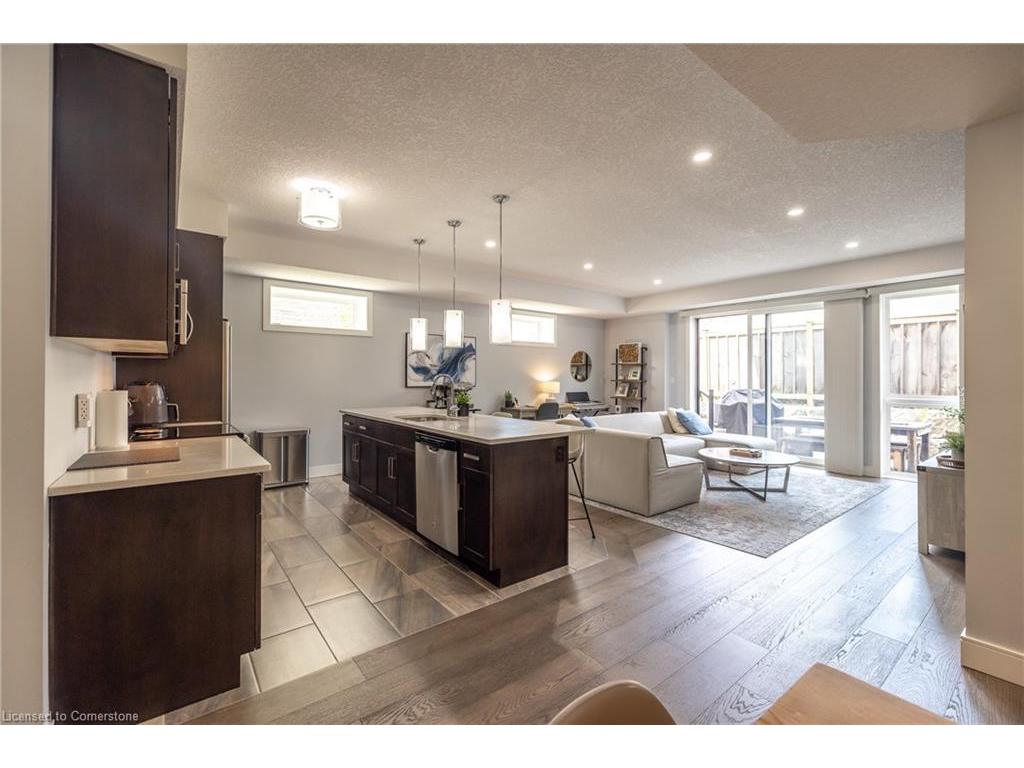 









32


Arkell

Road, 17,
Guelph,




ON
N1L 0L4

