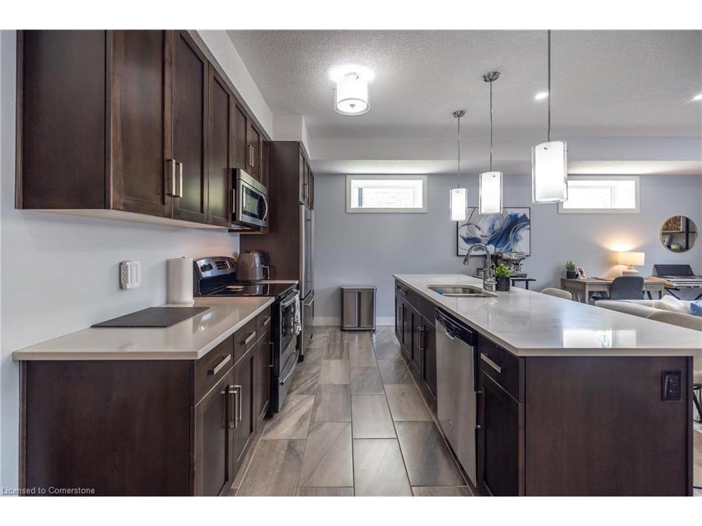 









32


Arkell

Road, 17,
Guelph,




ON
N1L 0L4


