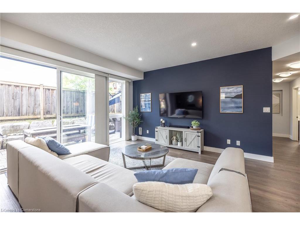 









32


Arkell

Road, 17,
Guelph,




ON
N1L 0L4

