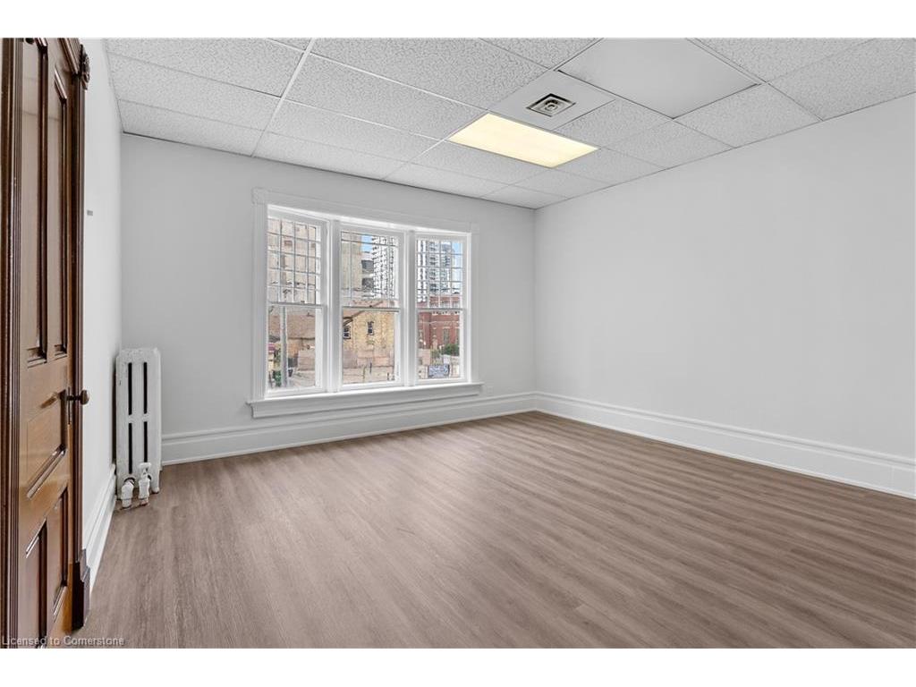 









18


Weber

Street West, office 4,
Kitchener,




ON
N2H 3Z2


