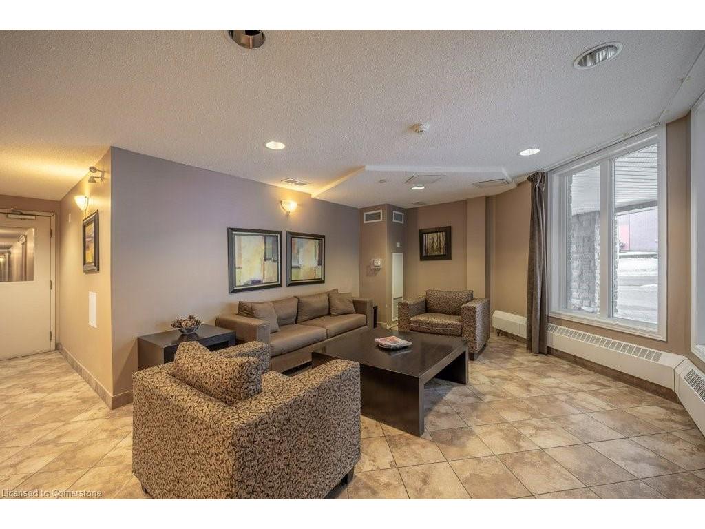









8


Harris

Street, 418,
Cambridge,




ON
N1R 8R1

