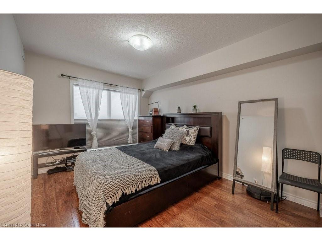 









8


Harris

Street, 418,
Cambridge,




ON
N1R 8R1

