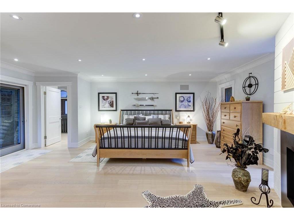 









14


James

Court,
Heidelberg,




ON
N0B 2M1

