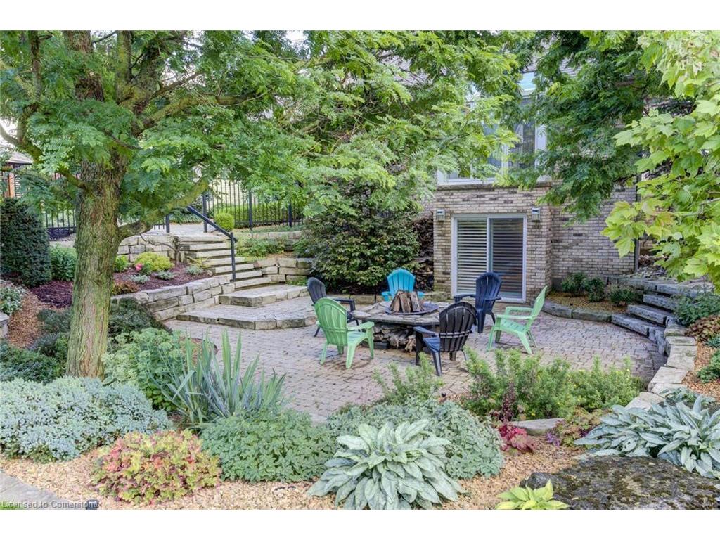 









14


James

Court,
Heidelberg,




ON
N0B 2M1

