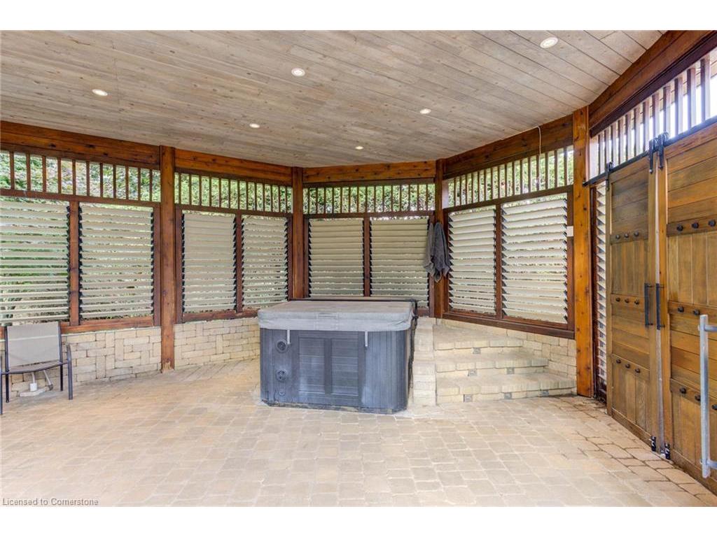 









14


James

Court,
Heidelberg,




ON
N0B 2M1

