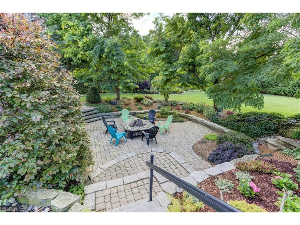 









14


James

Court,
Heidelberg,




ON
N0B 2M1

