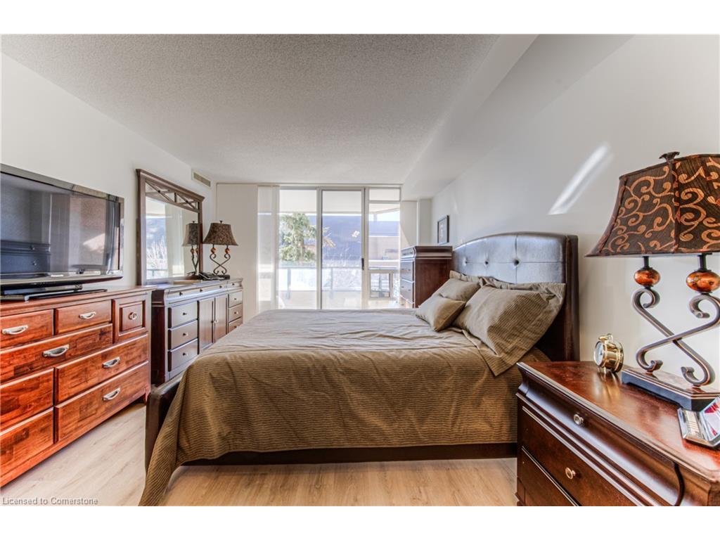 









4


Willow

Street, 302,
Waterloo,




ON
N2J 4S2

