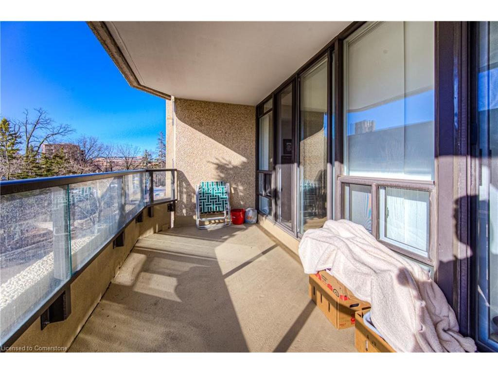 









4


Willow

Street, 302,
Waterloo,




ON
N2J 4S2

