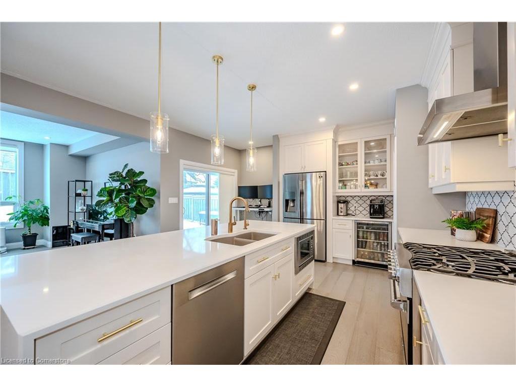 









114


Lovett

Lane,
Guelph,




ON
N1G 0G9

