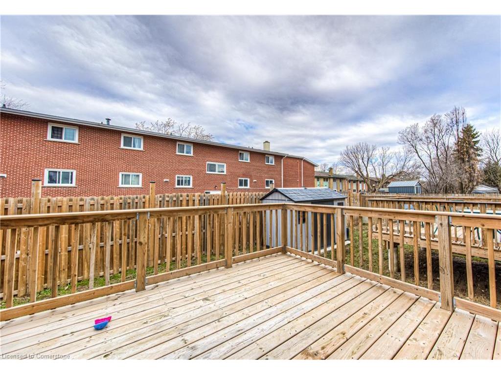 









204


Fifth

Avenue,
Kitchener,




ON
N2C 1P7

