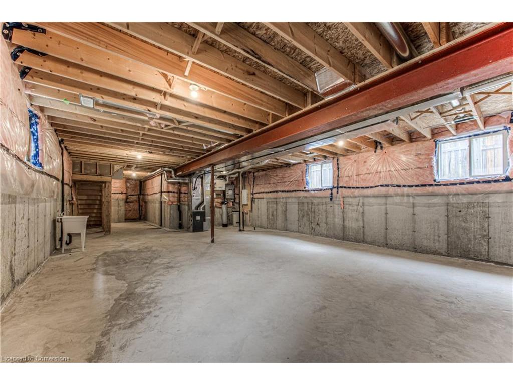 









204


Fifth

Avenue,
Kitchener,




ON
N2C 1P7

