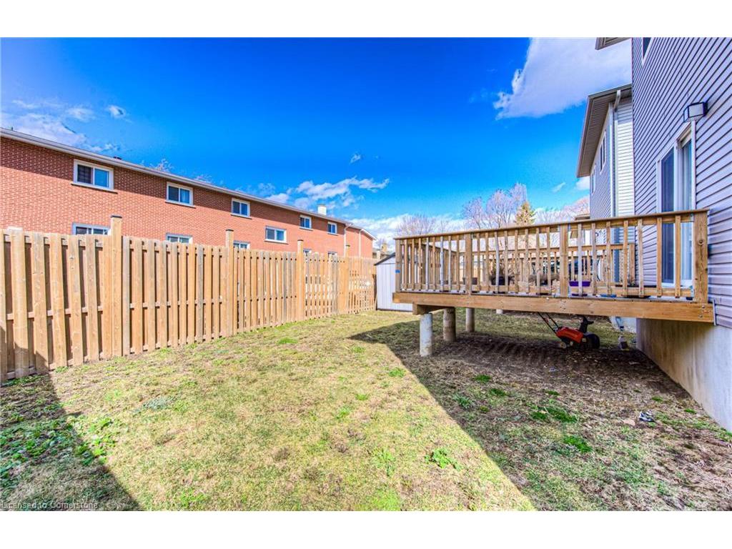 









204


Fifth

Avenue,
Kitchener,




ON
N2C 1P7

