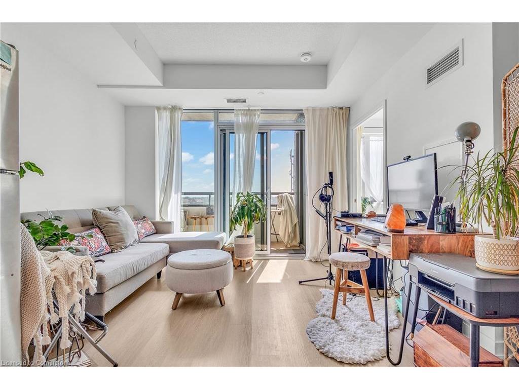 









859


The Queensway

, 412,
Toronto,




ON
M8Z 1N8

