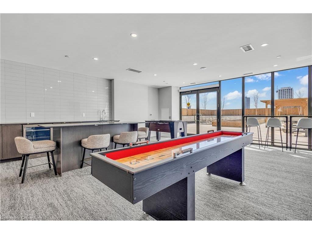 









859


The Queensway

, 412,
Toronto,




ON
M8Z 1N8

