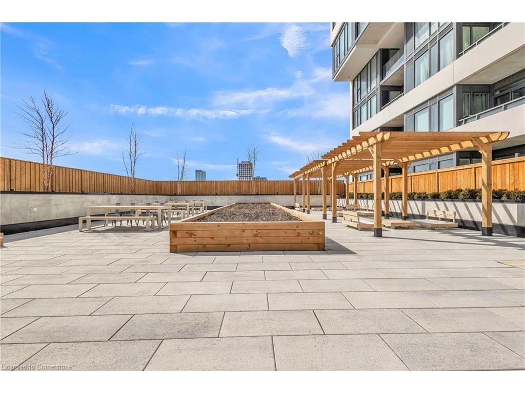 









859


The Queensway

, 412,
Toronto,




ON
M8Z 1N8

