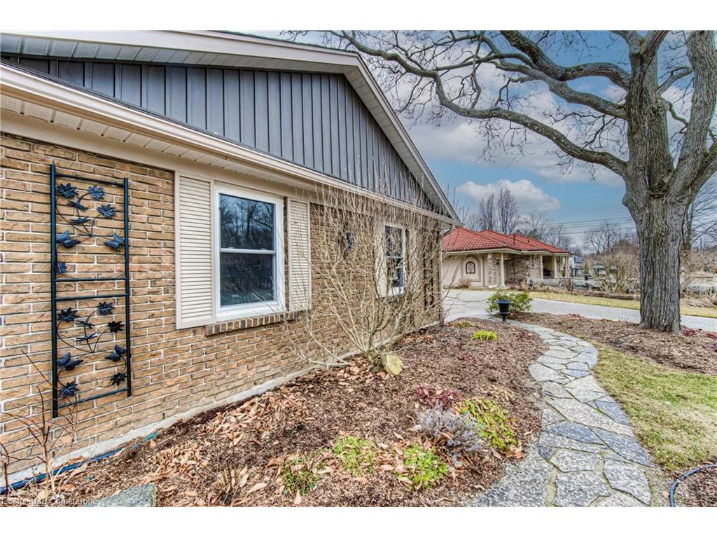 









173


Ripplewood

Crescent,
Kitchener,




ON
N2M 4R9

