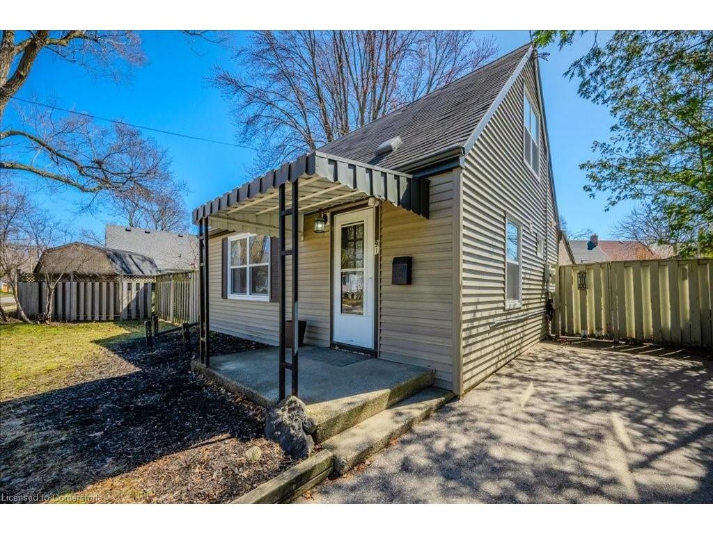 









91


Glen

Road,
Kitchener,




ON
N2M 3E9

