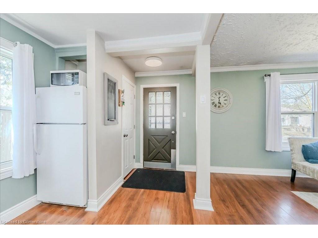









91


Glen

Road,
Kitchener,




ON
N2M 3E9


