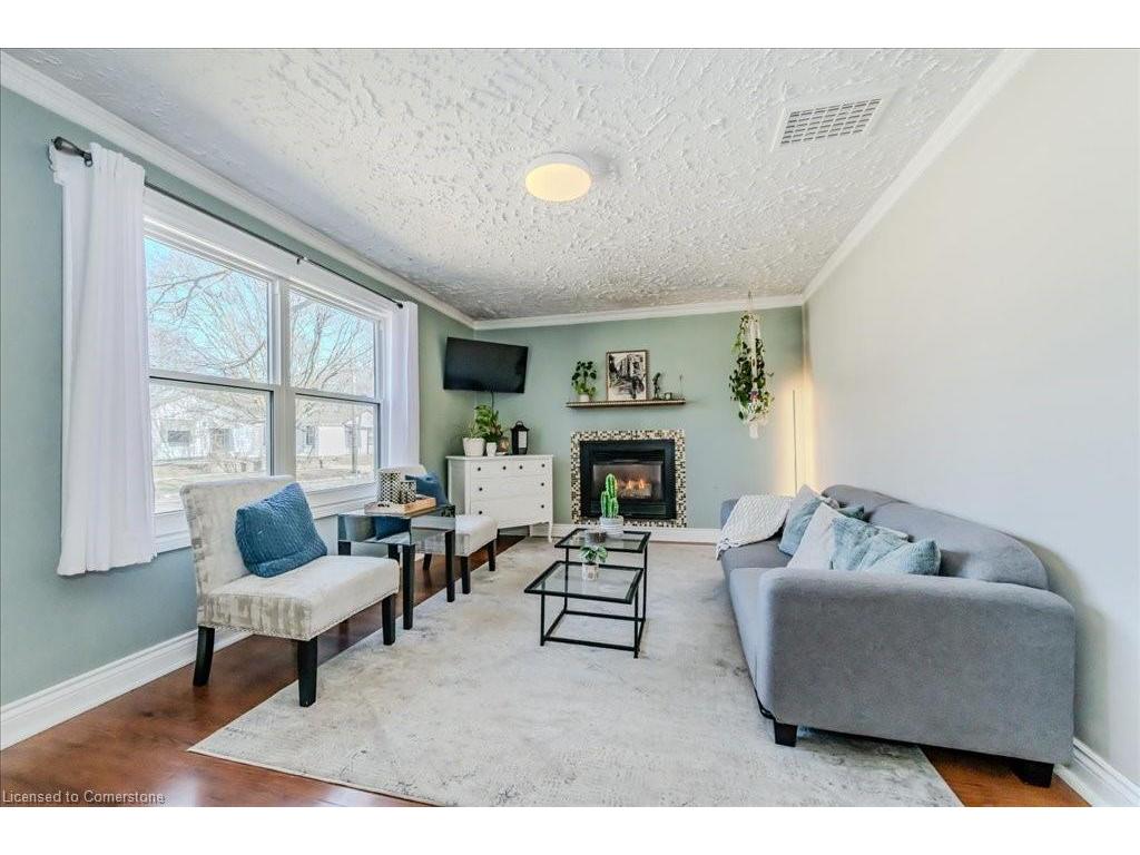 









91


Glen

Road,
Kitchener,




ON
N2M 3E9

