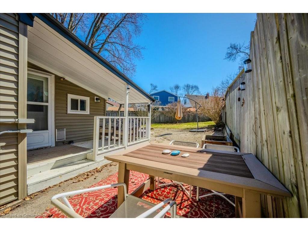 









91


Glen

Road,
Kitchener,




ON
N2M 3E9

