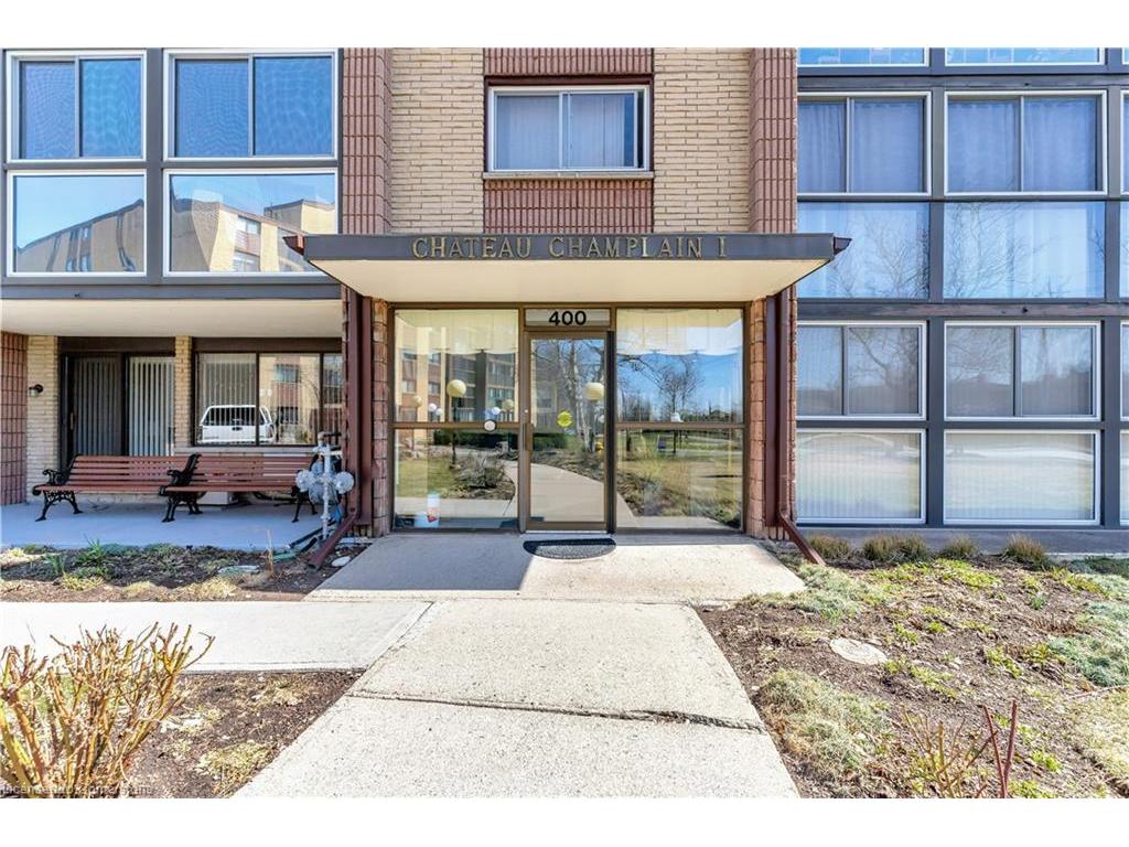 









400


Champlain

Boulevard, 303,
Cambridge,




ON
N1R 7J6

