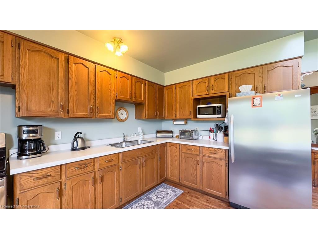 









73034


Claudette

Drive,
Bluewater,




ON
N0M 2T0

