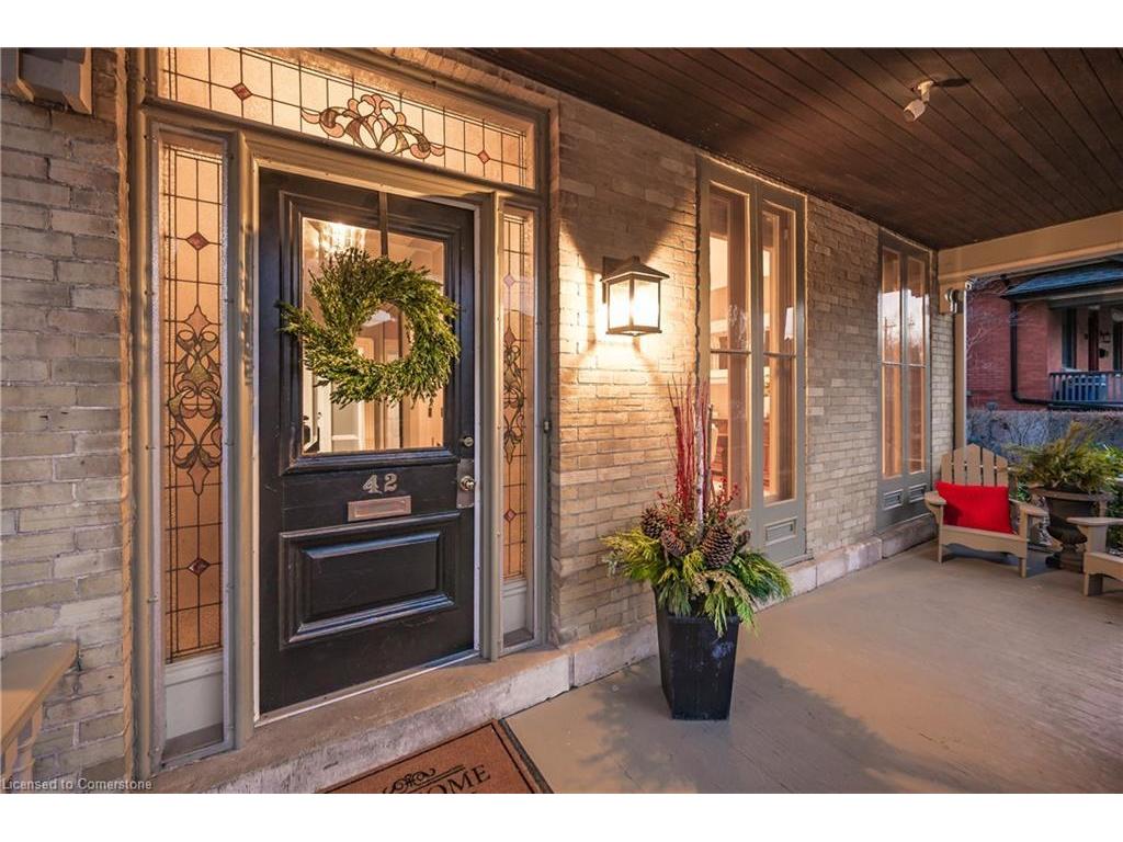 









42


Liverpool

Street,
Guelph,




ON
N1H 2K9

