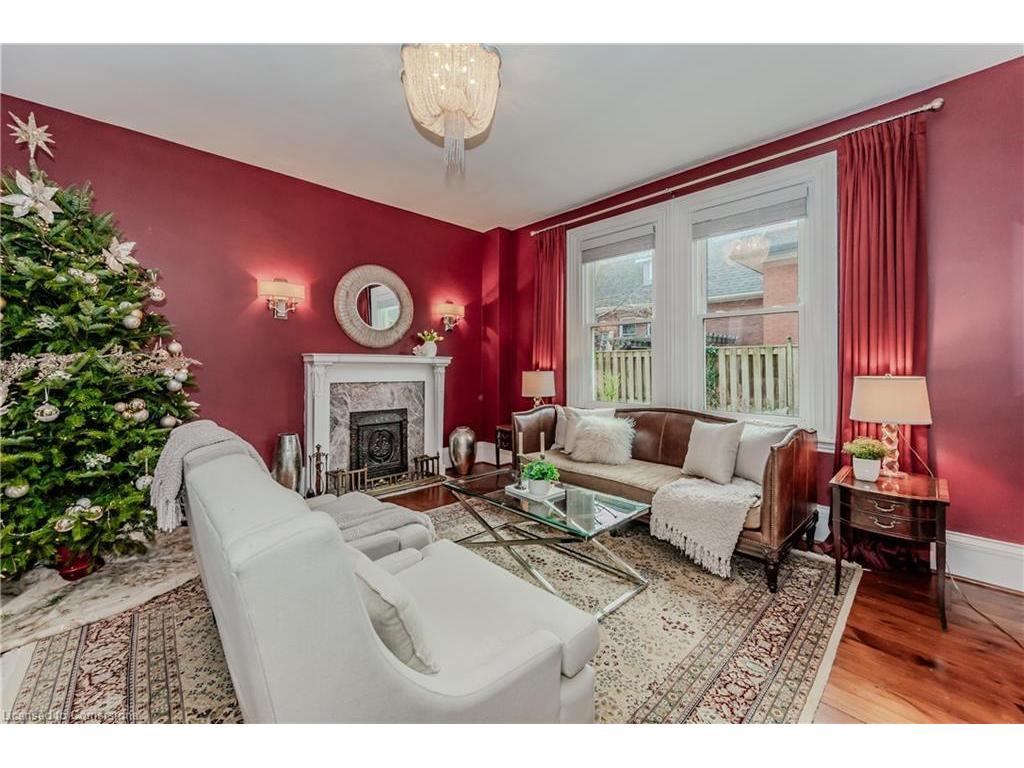 









42


Liverpool

Street,
Guelph,




ON
N1H 2K9

