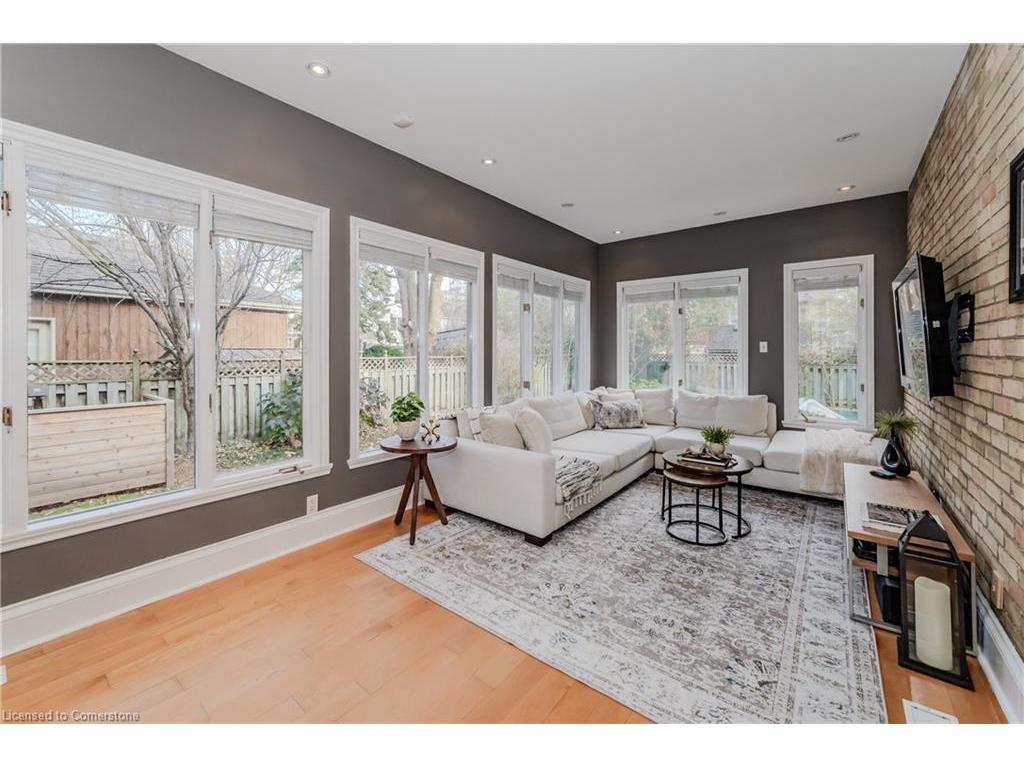 









42


Liverpool

Street,
Guelph,




ON
N1H 2K9

