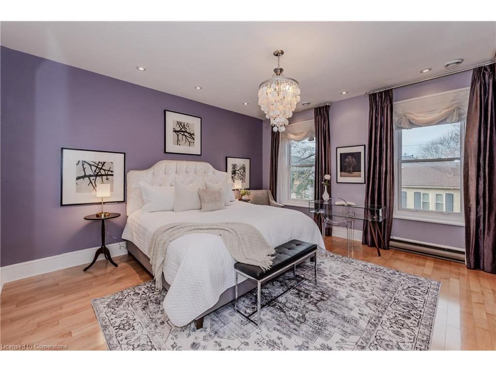 









42


Liverpool

Street,
Guelph,




ON
N1H 2K9

