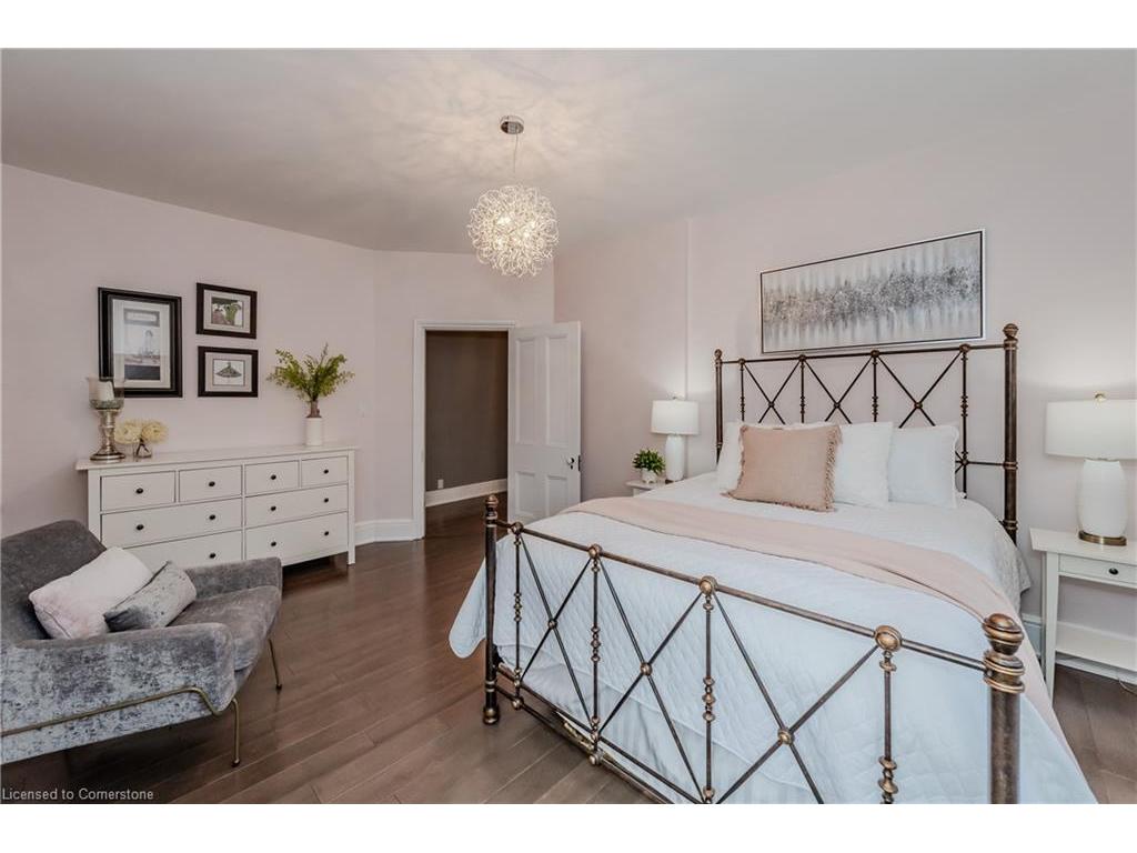 









42


Liverpool

Street,
Guelph,




ON
N1H 2K9

