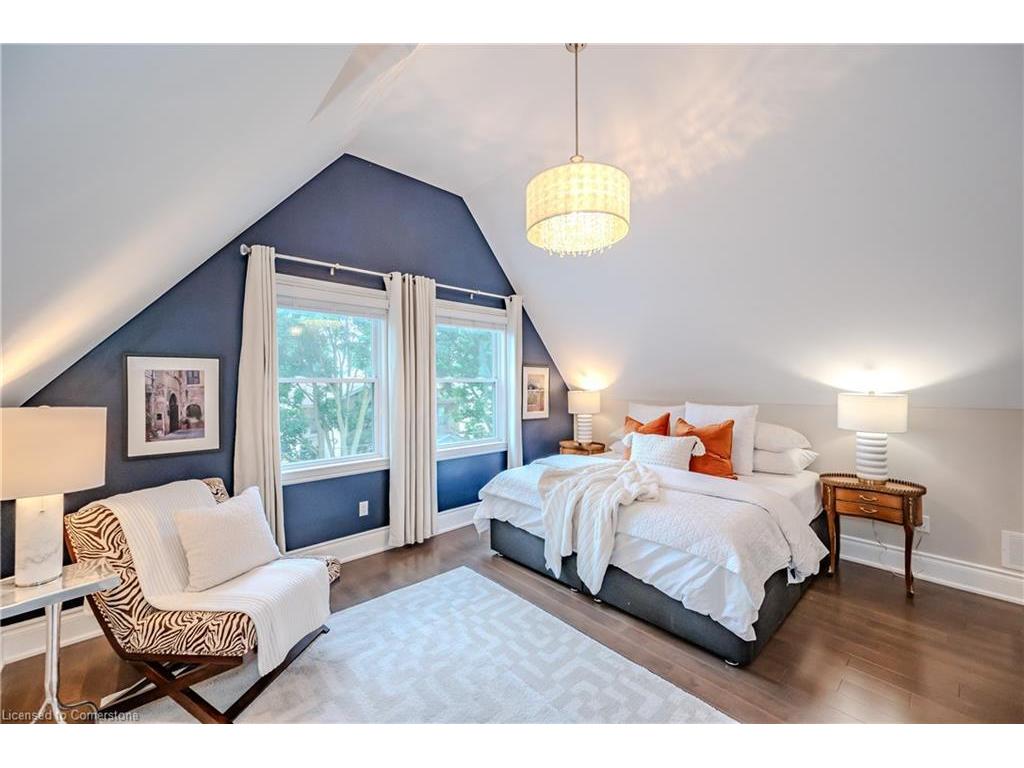 









42


Liverpool

Street,
Guelph,




ON
N1H 2K9

