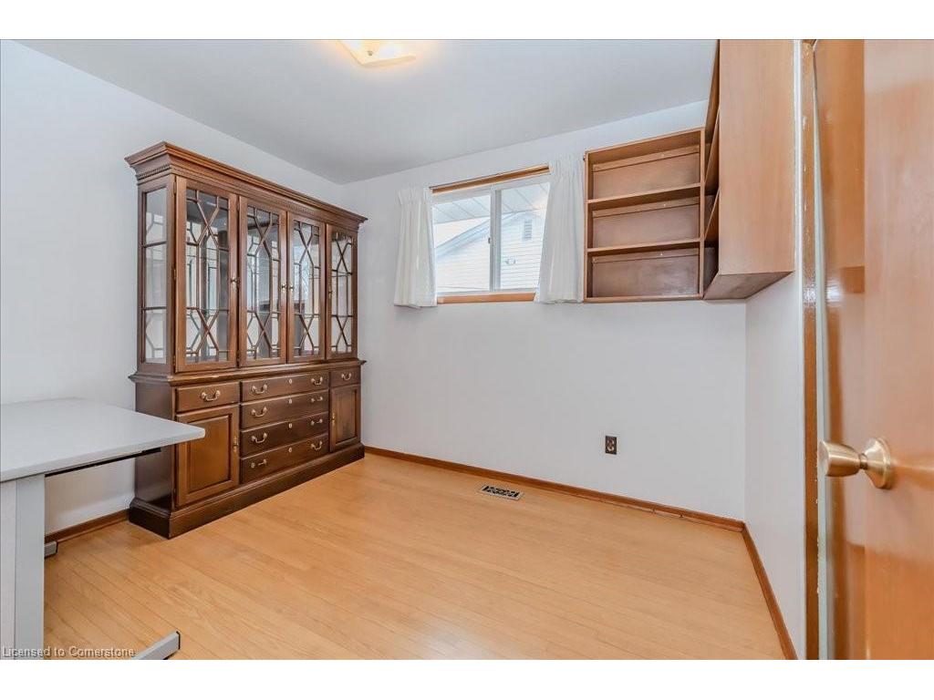 









244


Alma

Street North,
Guelph,




ON
N1H 5Y2

