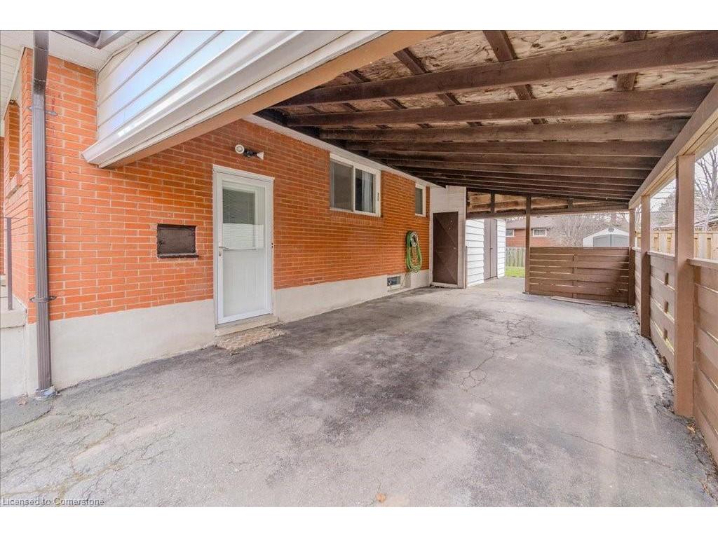 









244


Alma

Street North,
Guelph,




ON
N1H 5Y2

