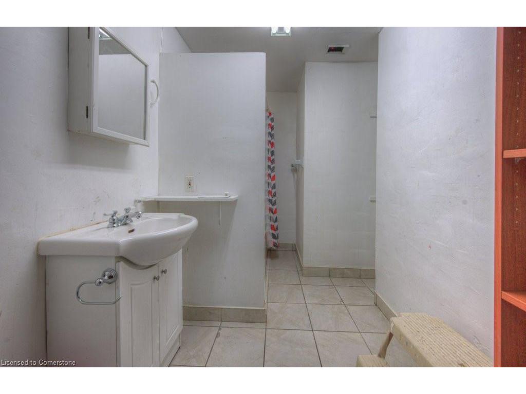 









230


Highland

Road West,
Kitchener,




ON
N2M 3C2

