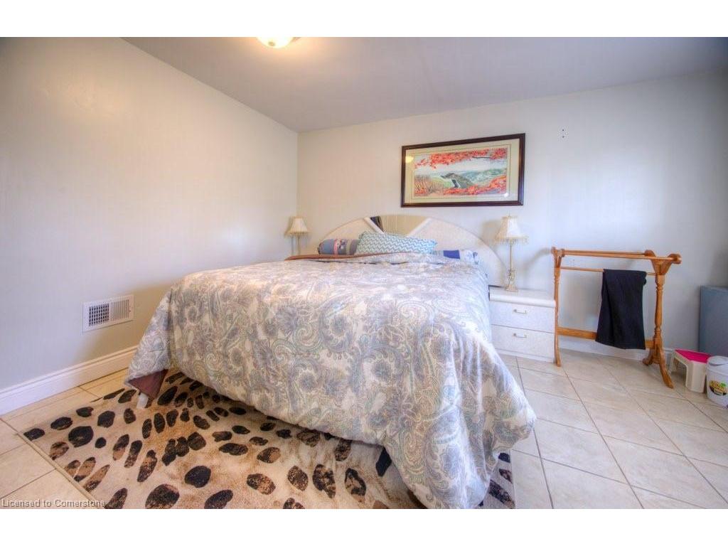









230


Highland

Road West,
Kitchener,




ON
N2M 3C2

