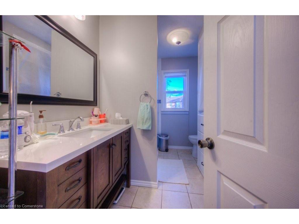 









230


Highland

Road West,
Kitchener,




ON
N2M 3C2

