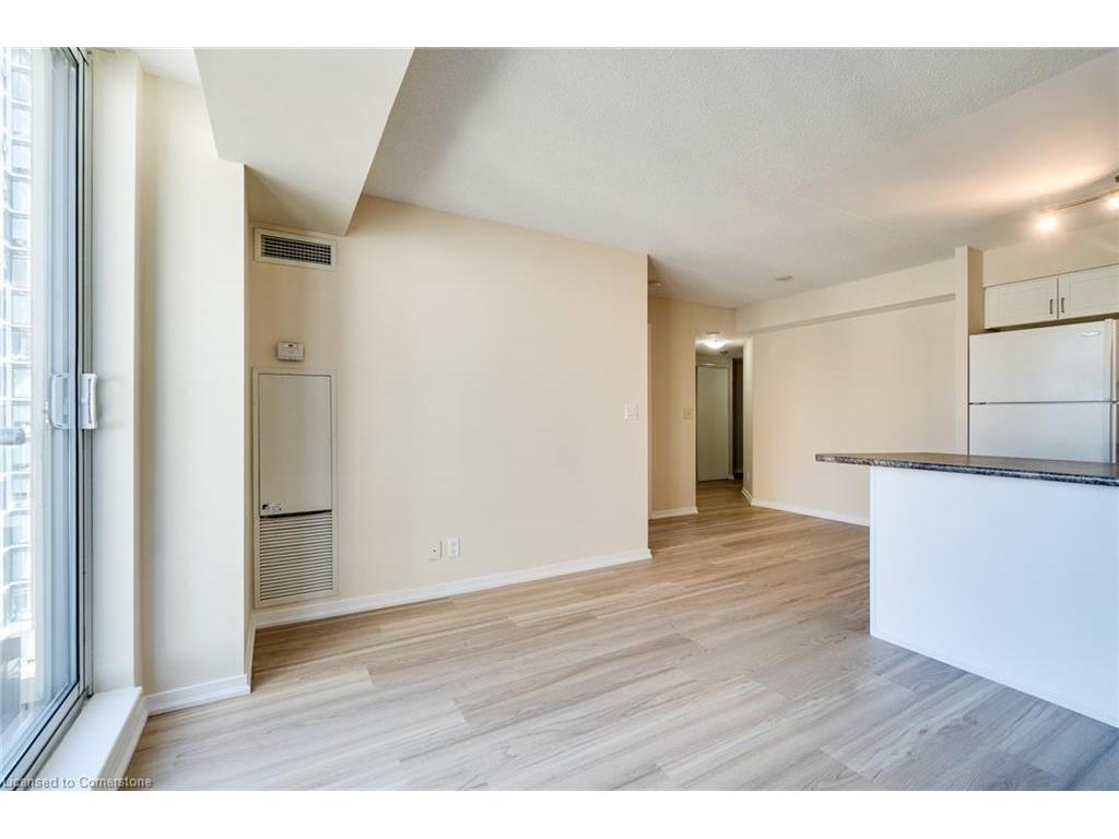 









76


Shuter

Street, 1301,
Toronto,




ON
M5B 1B4


