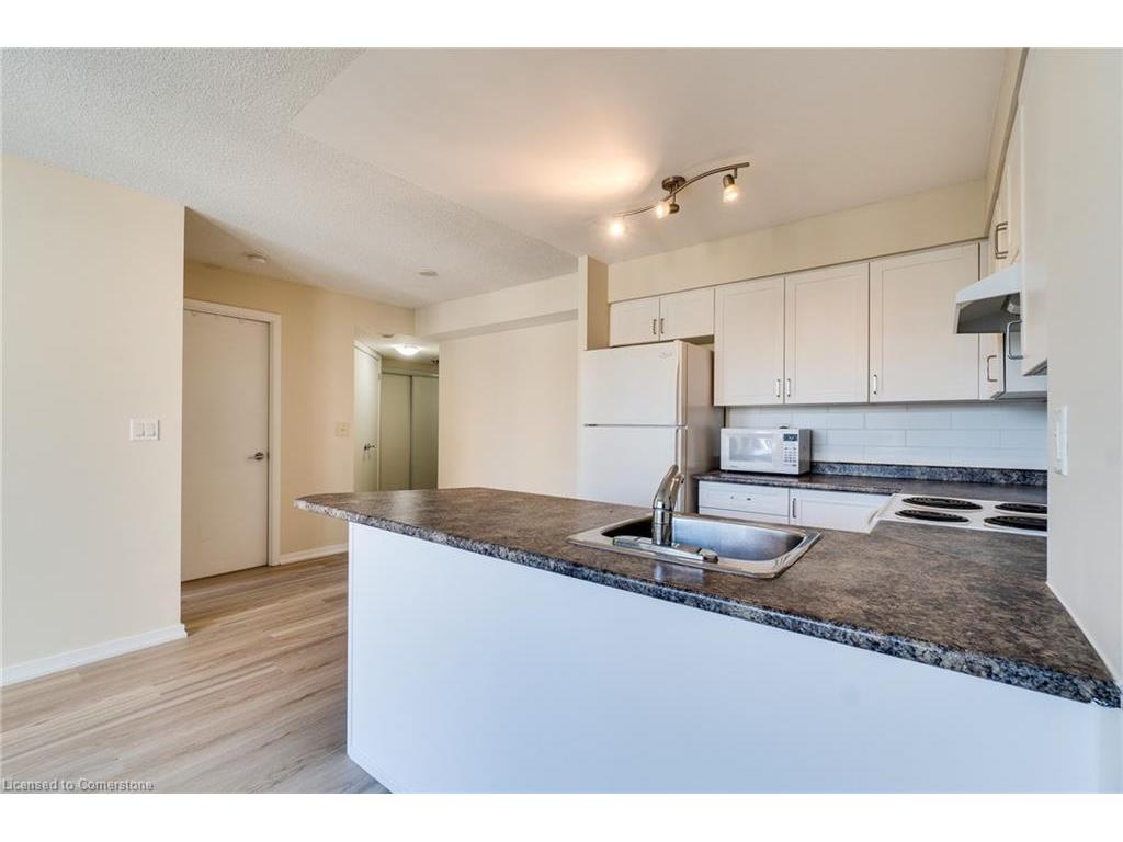 









76


Shuter

Street, 1301,
Toronto,




ON
M5B 1B4

