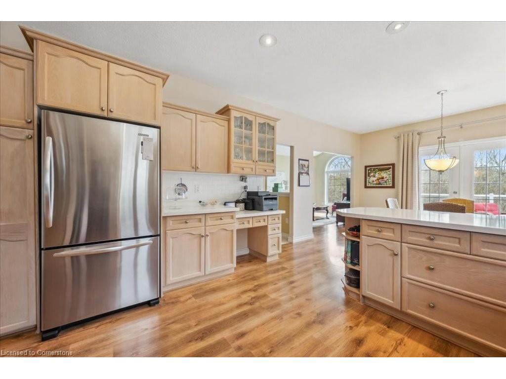 









23


Mount Royal

Place,
Cambridge,




ON
N1S 5B1

