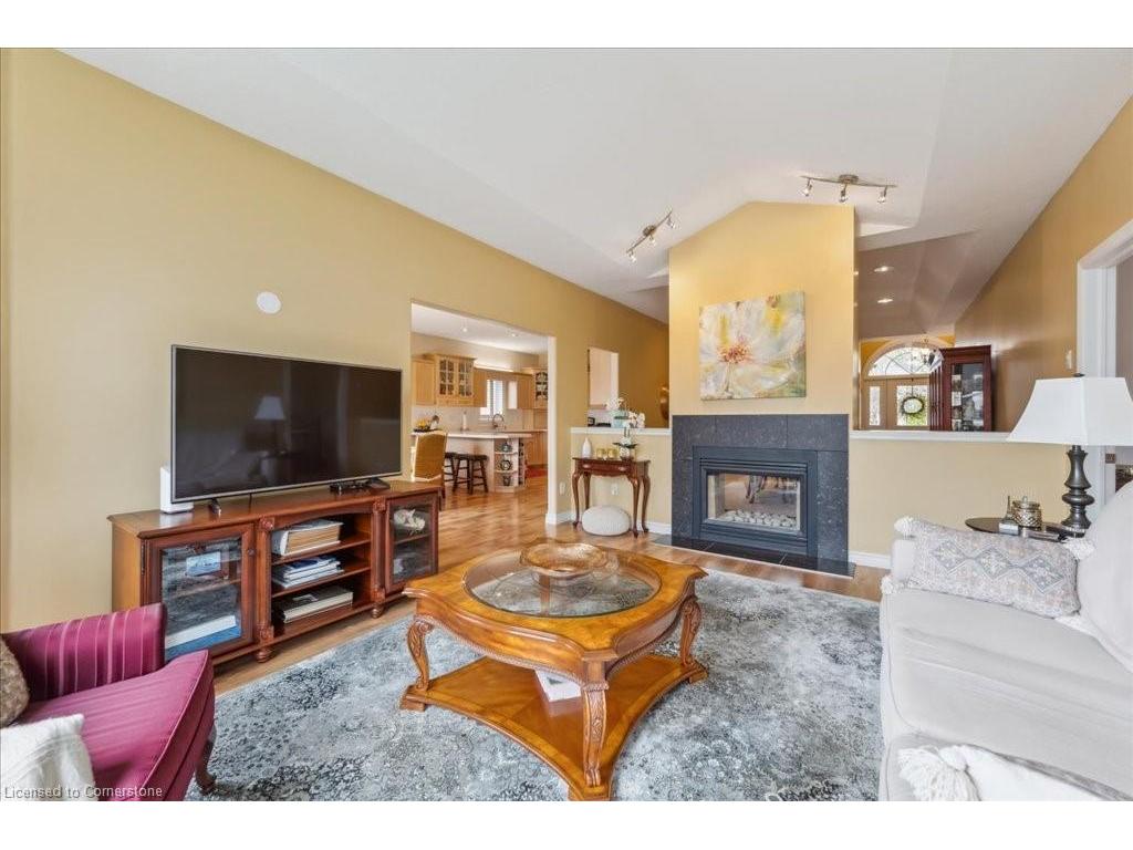 









23


Mount Royal

Place,
Cambridge,




ON
N1S 5B1

