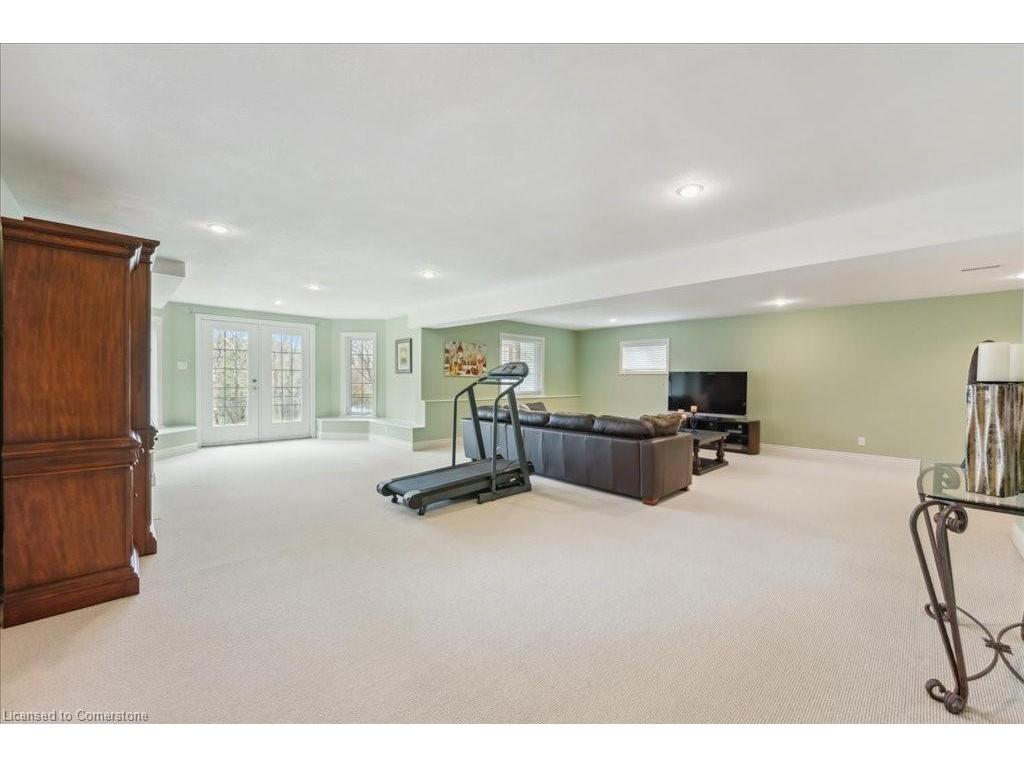 









23


Mount Royal

Place,
Cambridge,




ON
N1S 5B1

