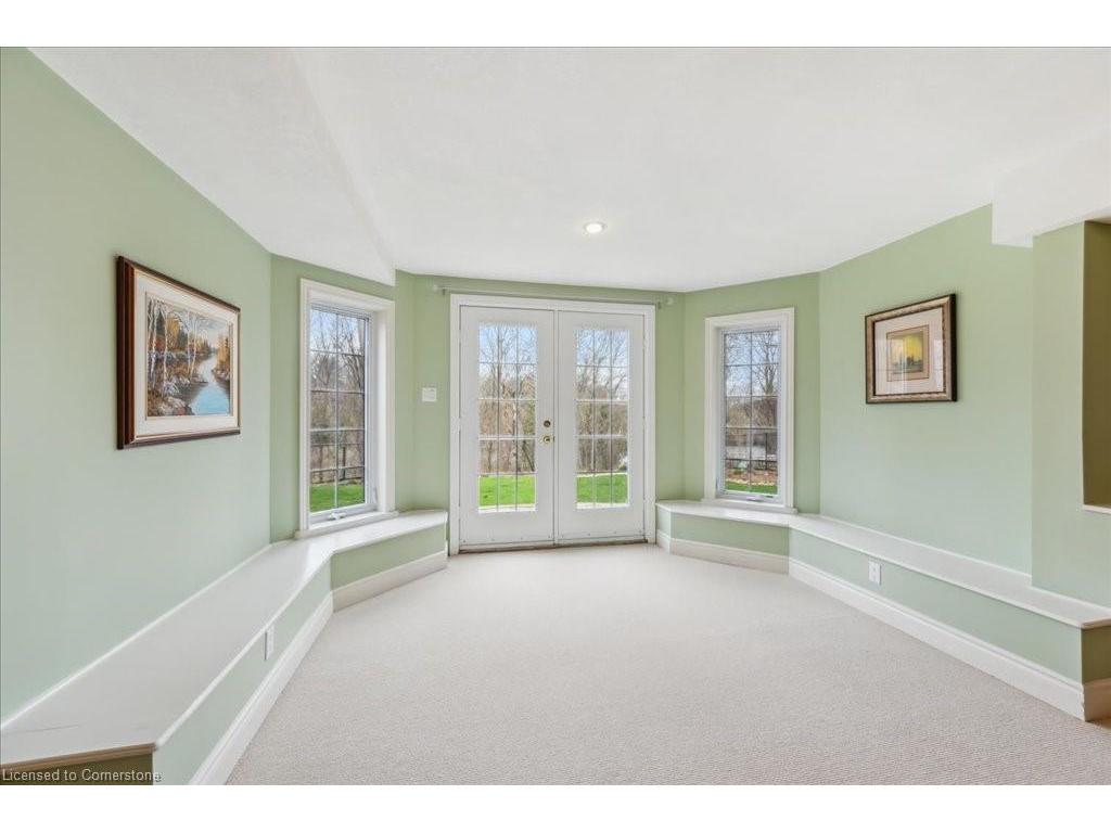 









23


Mount Royal

Place,
Cambridge,




ON
N1S 5B1

