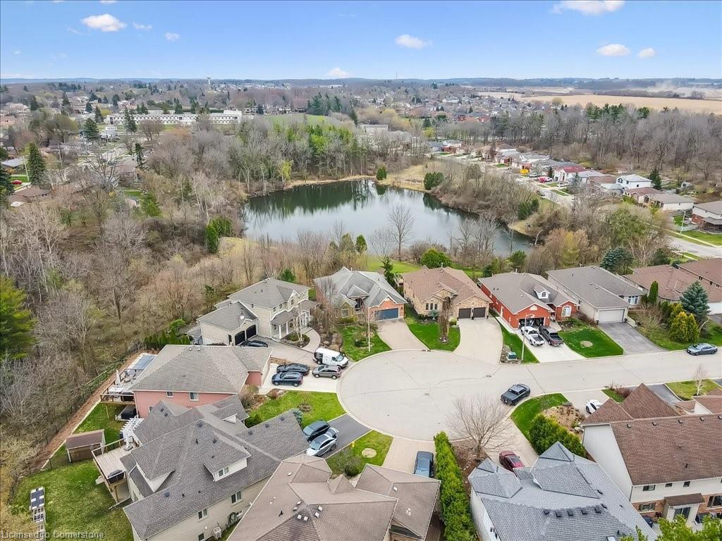 









23


Mount Royal

Place,
Cambridge,




ON
N1S 5B1

