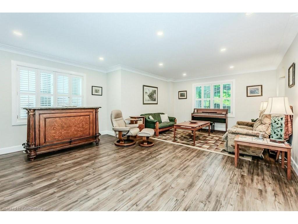 









219


Corrie

Crescent,
Waterloo,




ON
N2L 5W3

