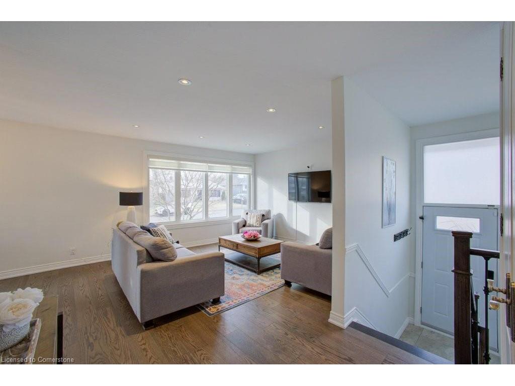 









22


Brougham

Crescent,
Etobicoke,




ON
M9R 1J4

