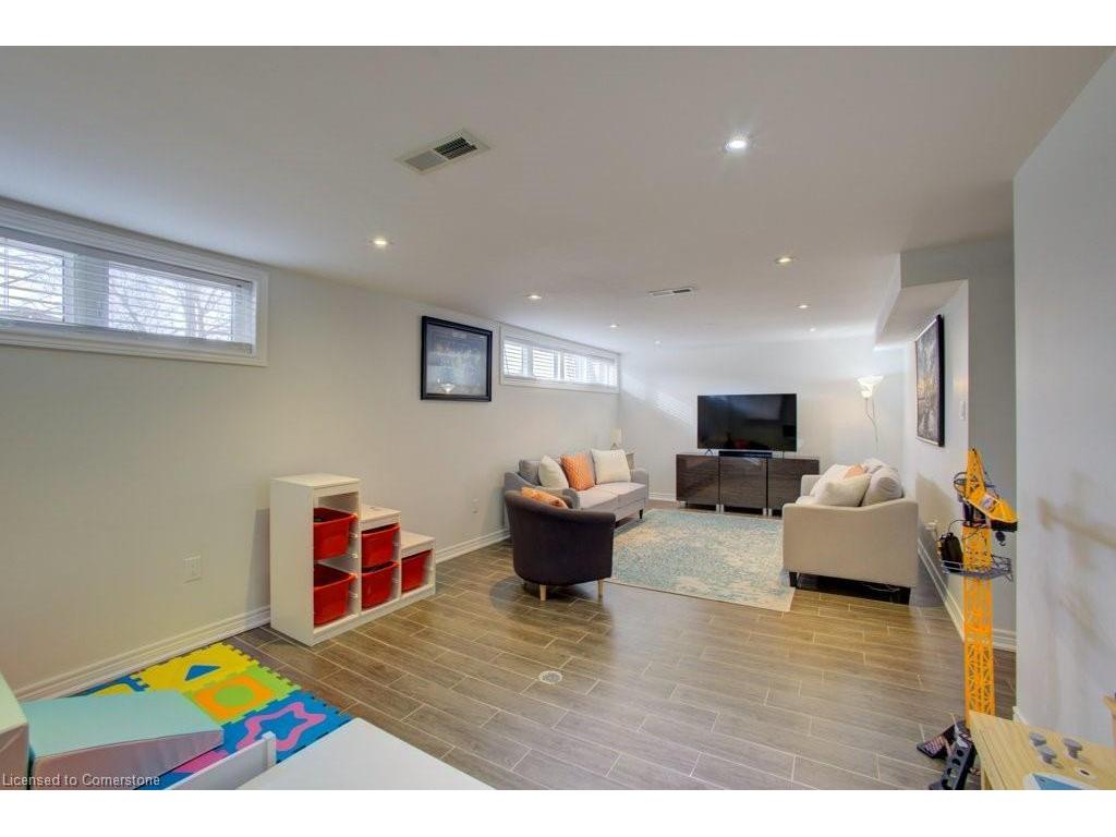 









22


Brougham

Crescent,
Etobicoke,




ON
M9R 1J4


