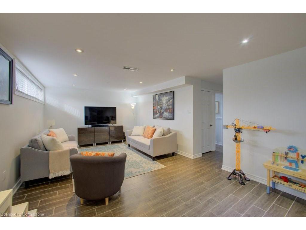 









22


Brougham

Crescent,
Etobicoke,




ON
M9R 1J4

